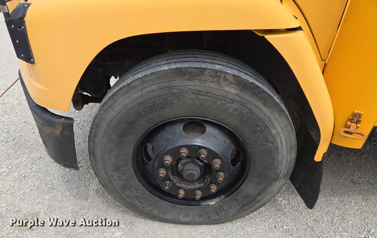 image for item EF1487 2006 Freightliner FS65 school bus