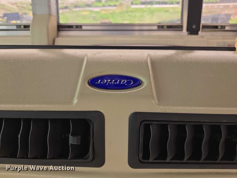 image for item EF1488 2005 IC PB105 school bus