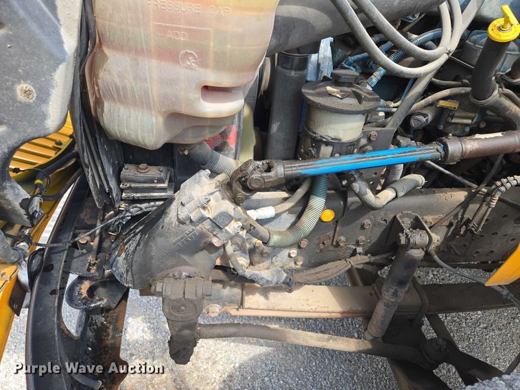 image for item EF1488 2005 IC PB105 school bus