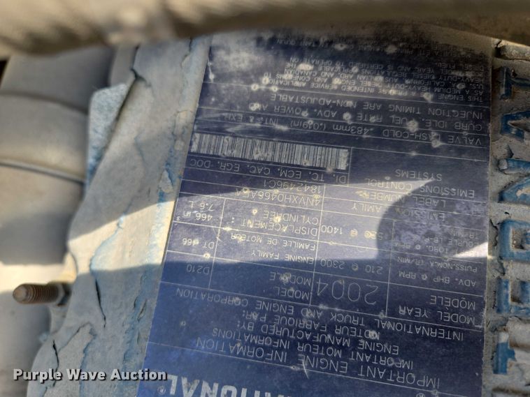 image for item EF1488 2005 IC PB105 school bus