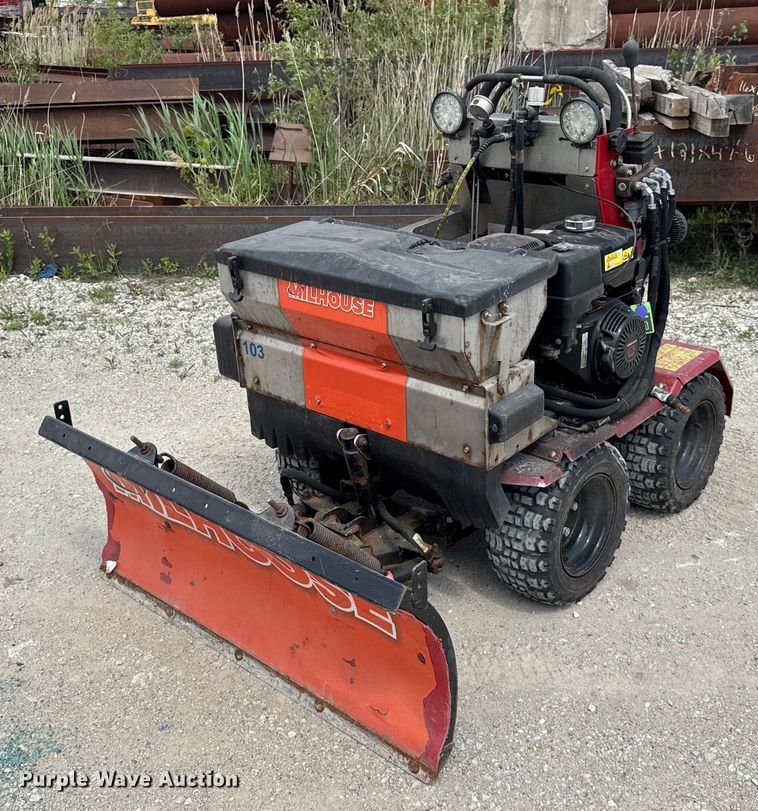 image for item EF1995 2020 Boss SNR24001 snow pusher