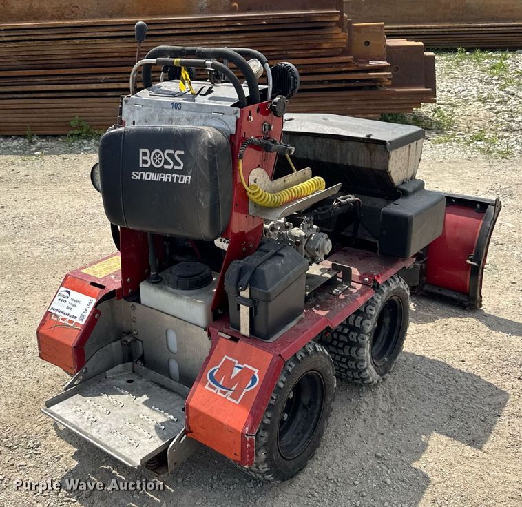 image for item EF1995 2020 Boss SNR24001 snow pusher