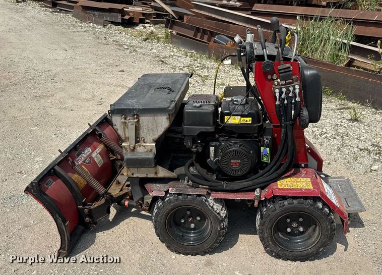 image for item EF1995 2020 Boss SNR24001 snow pusher