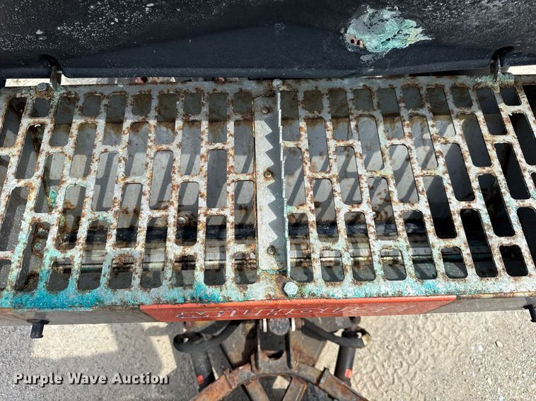 image for item EF1995 2020 Boss SNR24001 snow pusher