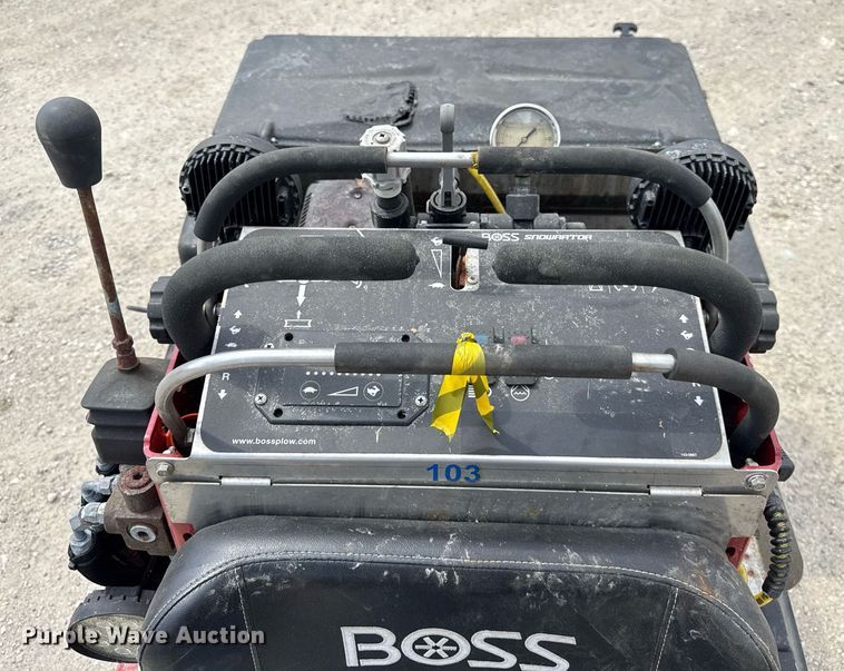 image for item EF1995 2020 Boss SNR24001 snow pusher