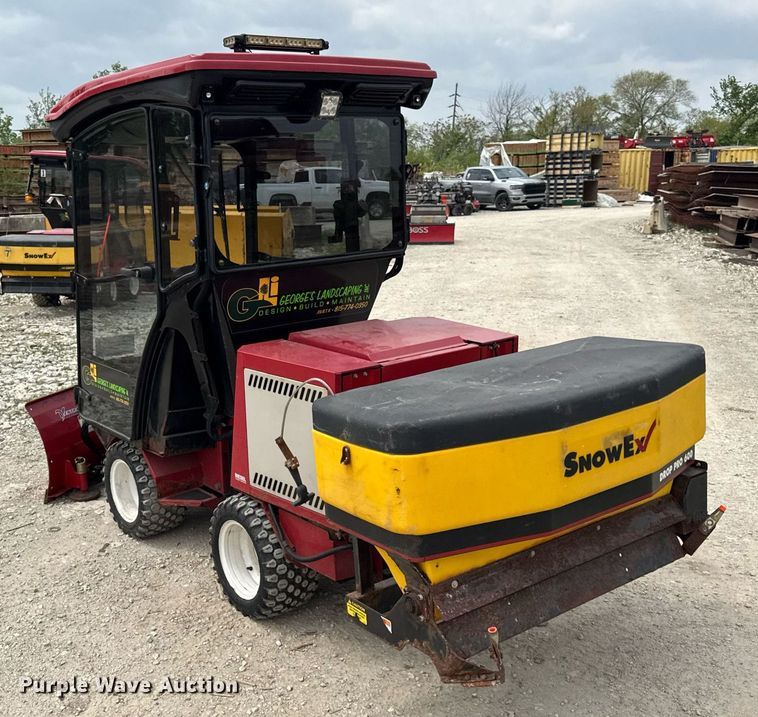image for item EF1996 Ventrac 3400Y municipal tractor