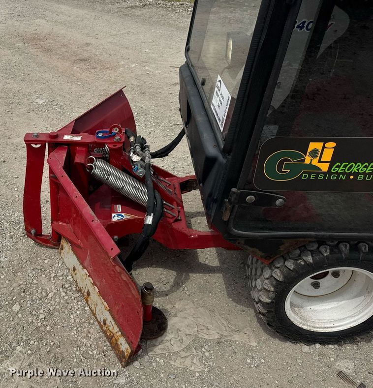 image for item EF1996 Ventrac 3400Y municipal tractor