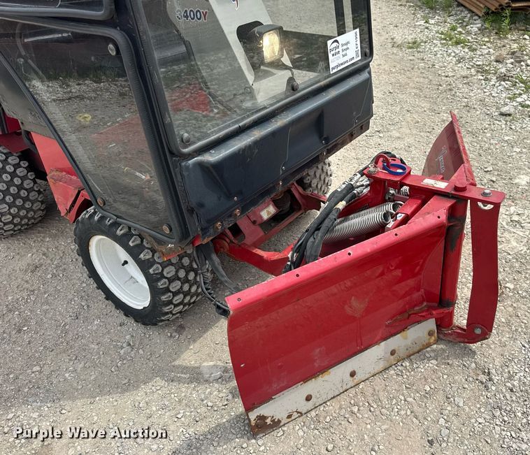 image for item EF1996 Ventrac 3400Y municipal tractor