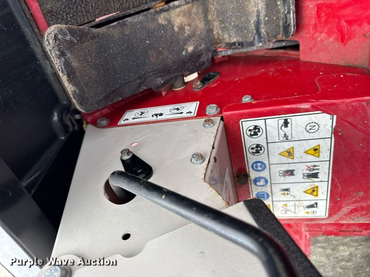 image for item EF1996 Ventrac 3400Y municipal tractor