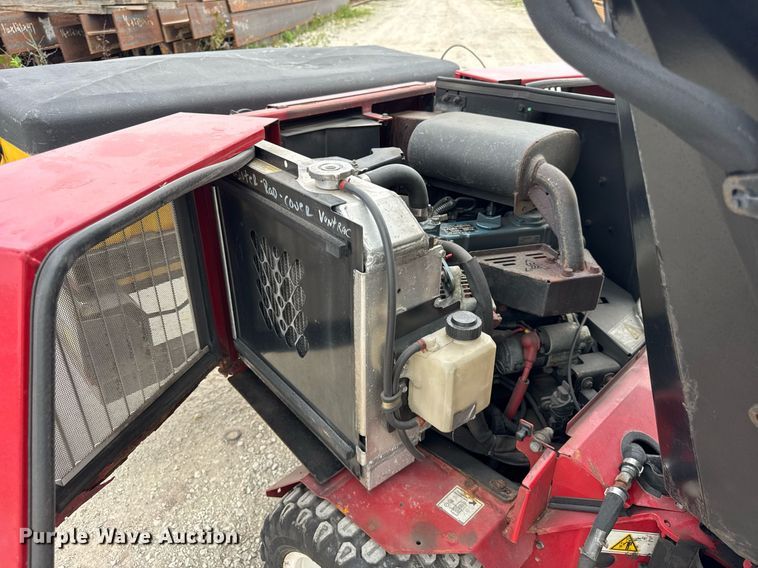 image for item EF1996 Ventrac 3400Y municipal tractor