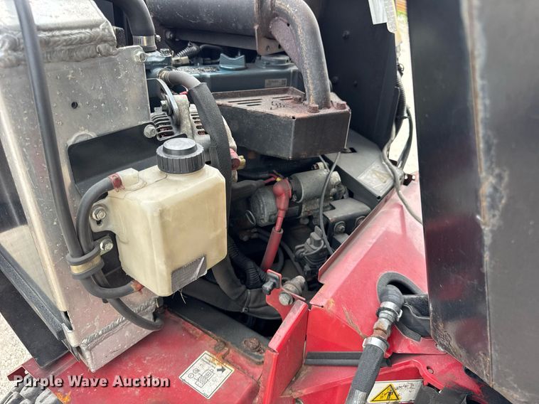 image for item EF1996 Ventrac 3400Y municipal tractor