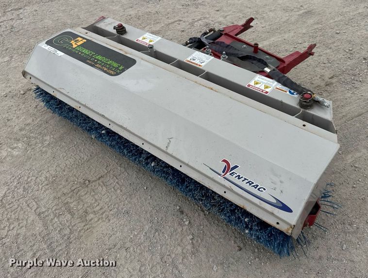 image for item EF1996 Ventrac 3400Y municipal tractor