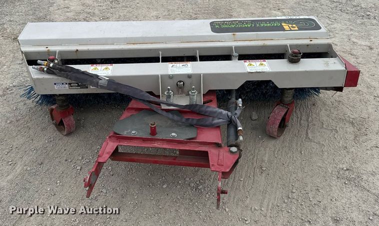 image for item EF1996 Ventrac 3400Y municipal tractor