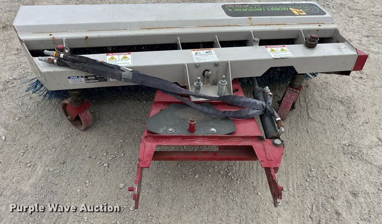 image for item EF1996 Ventrac 3400Y municipal tractor