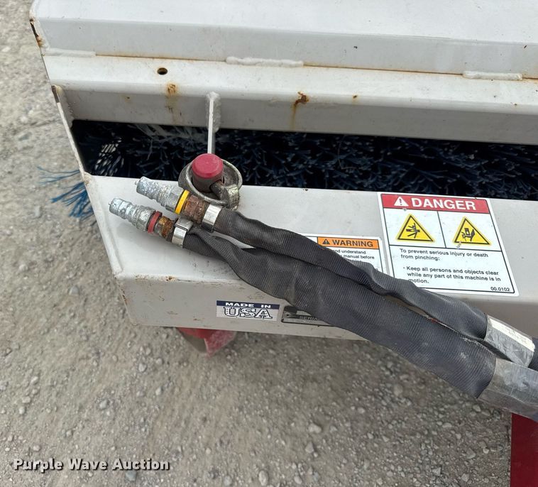 image for item EF1996 Ventrac 3400Y municipal tractor