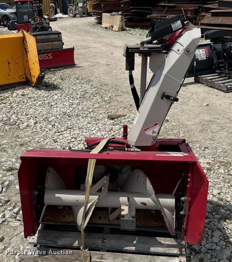 image for item EF1996 Ventrac 3400Y municipal tractor