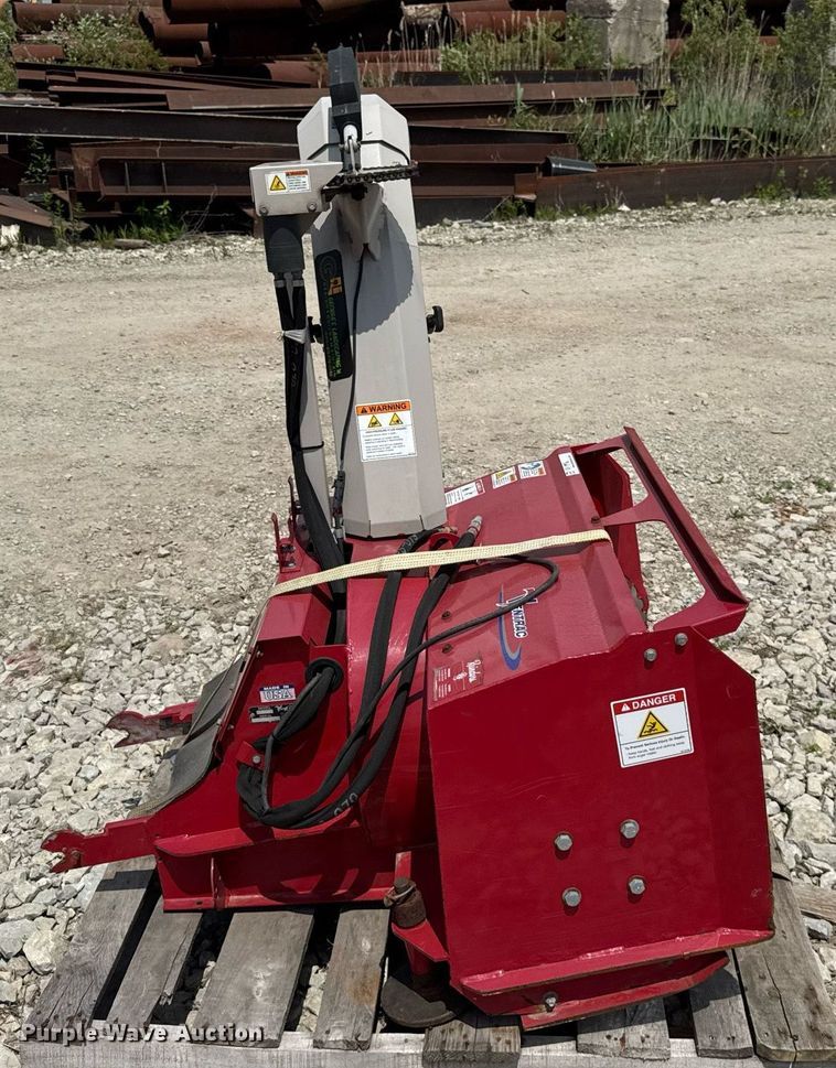 image for item EF1996 Ventrac 3400Y municipal tractor