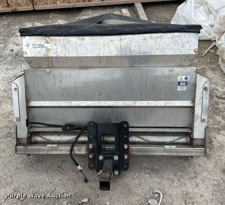 image for item EF1996 Ventrac 3400Y municipal tractor