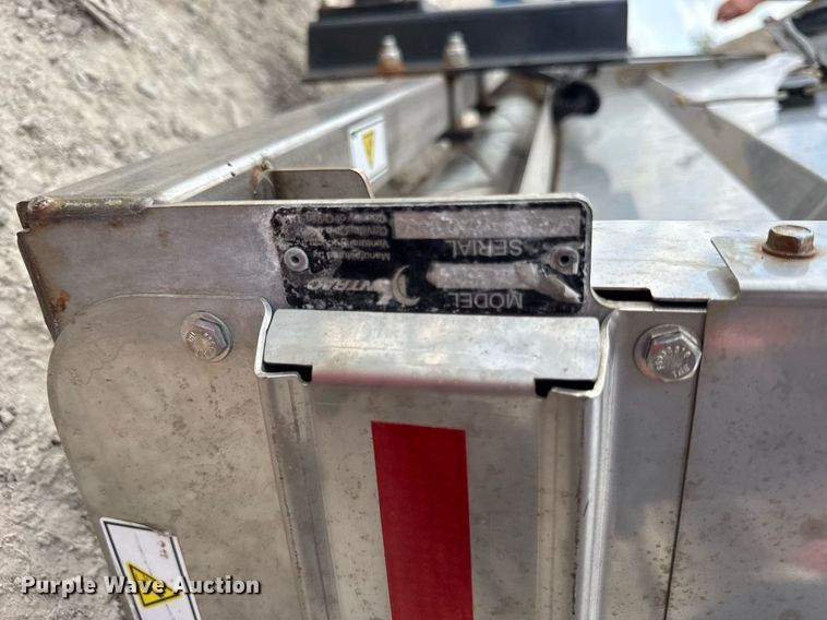 image for item EF1996 Ventrac 3400Y municipal tractor