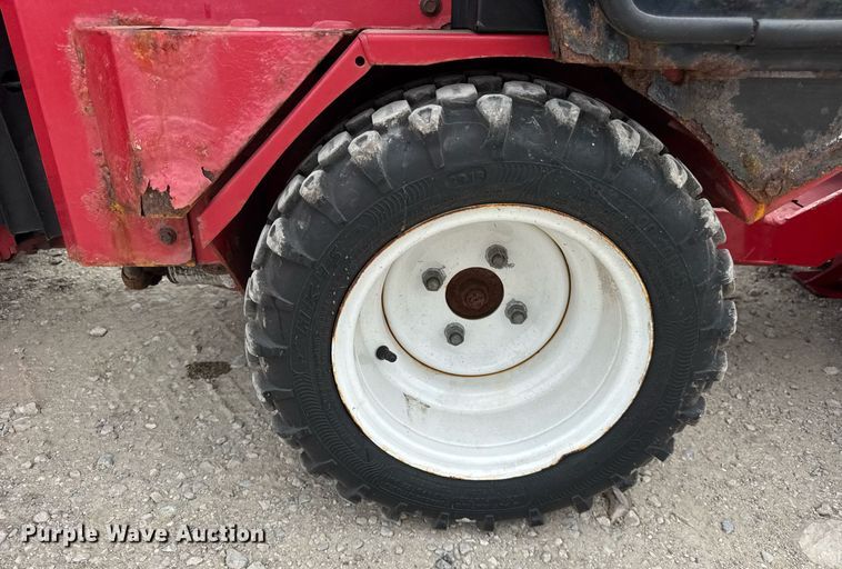 image for item EF1996 Ventrac 3400Y municipal tractor