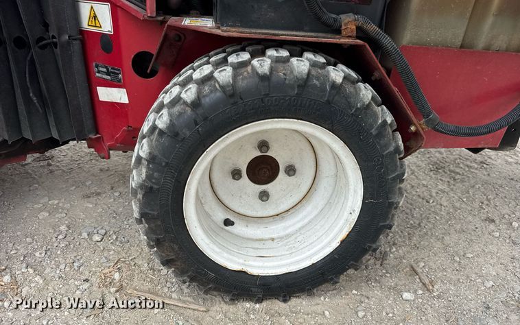 image for item EF1996 Ventrac 3400Y municipal tractor