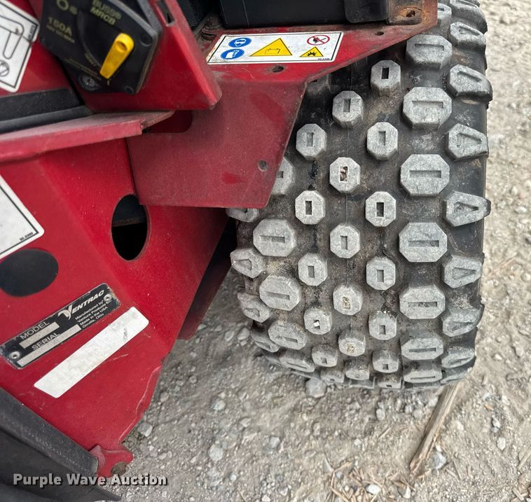 image for item EF1996 Ventrac 3400Y municipal tractor