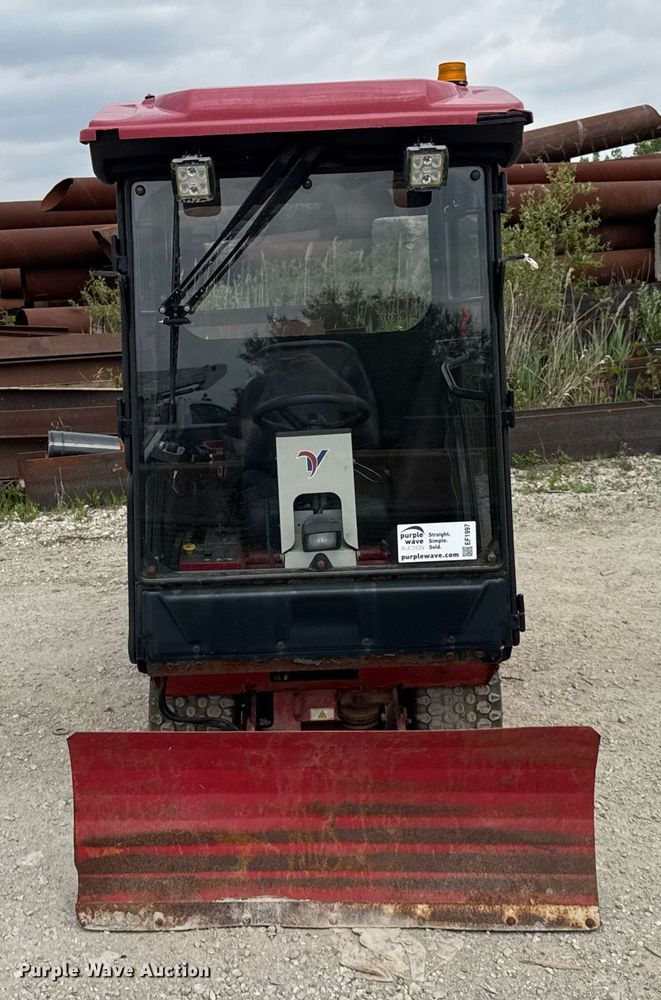 image for item EF1997 Ventrac 3400Y municipal tractor