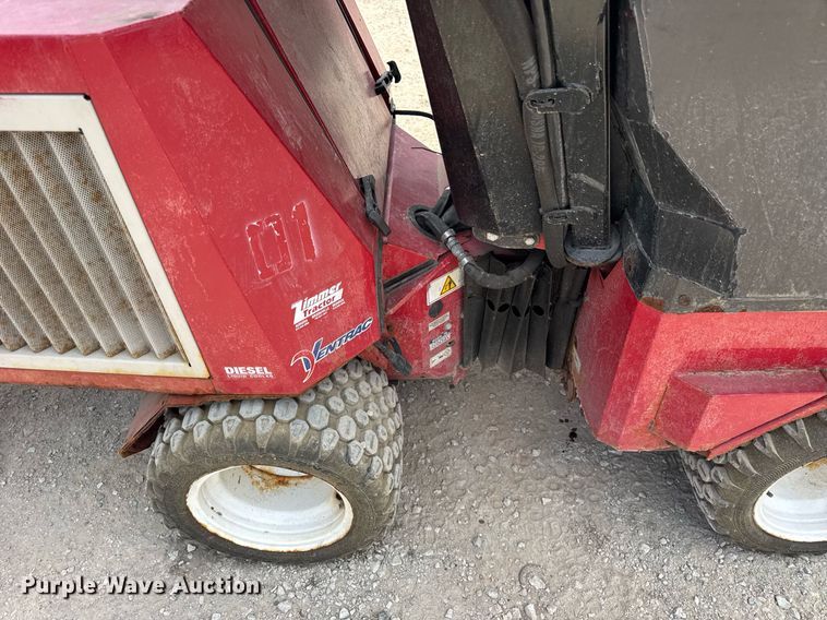 image for item EF1997 Ventrac 3400Y municipal tractor