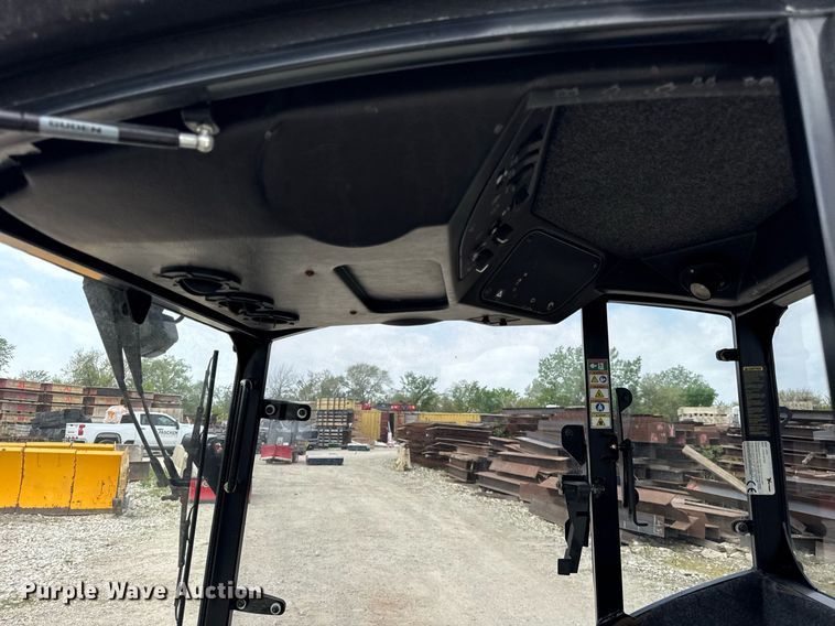 image for item EF1997 Ventrac 3400Y municipal tractor