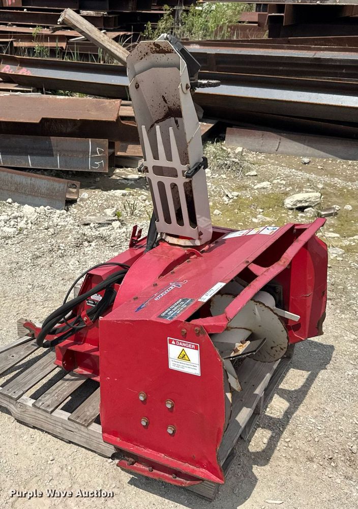 image for item EF1997 Ventrac 3400Y municipal tractor