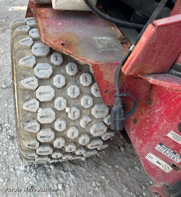 image for item EF1997 Ventrac 3400Y municipal tractor