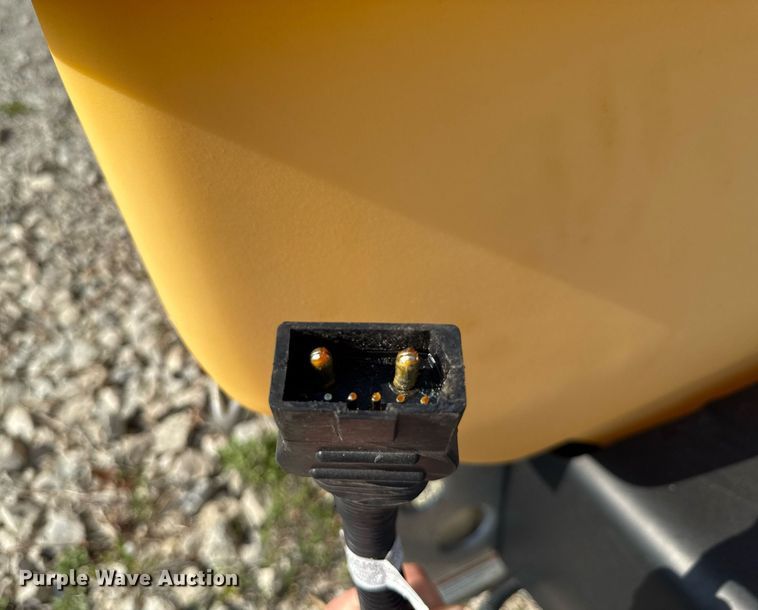 image for item EF2000 Snowex 10R-059633 spreader 