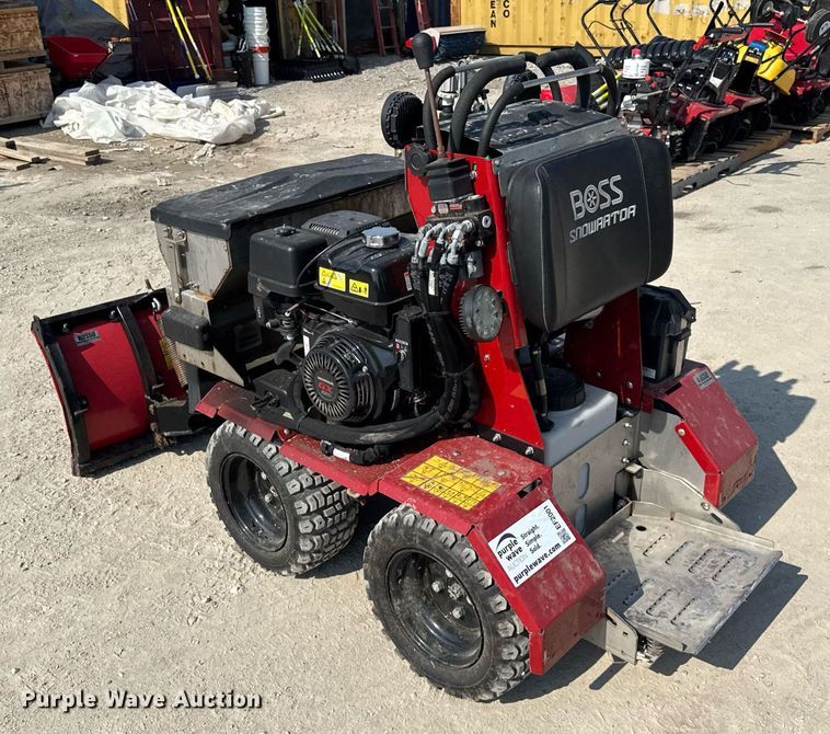 image for item EF2001 2020 Boss SNR24001 snow pusher
