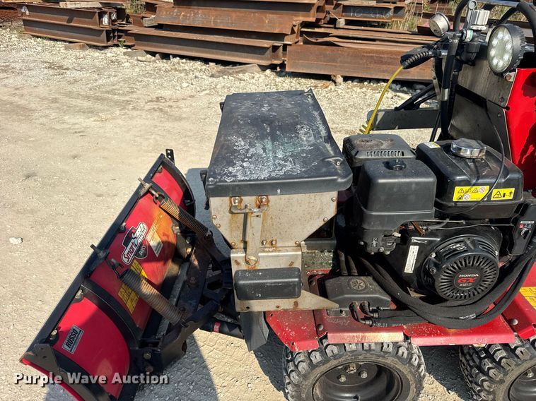 image for item EF2003 2020 Boss SNR24001 snow pusher