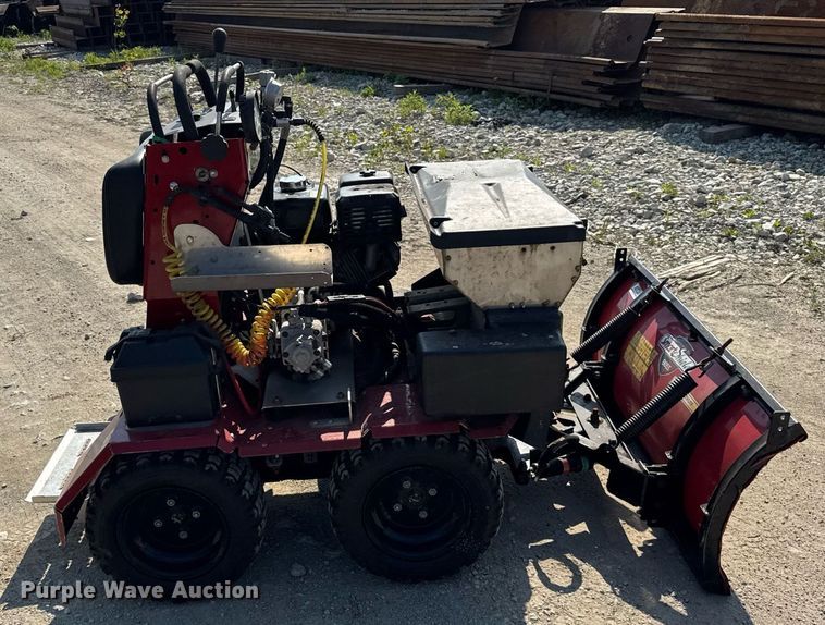 image for item EF2004 2020 Boss SNR24001 snow pusher