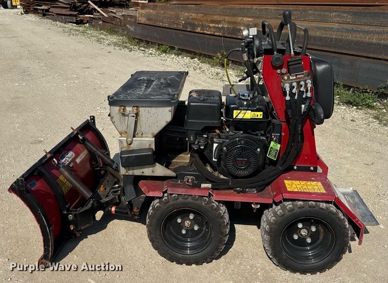 image for item EF2004 2020 Boss SNR24001 snow pusher