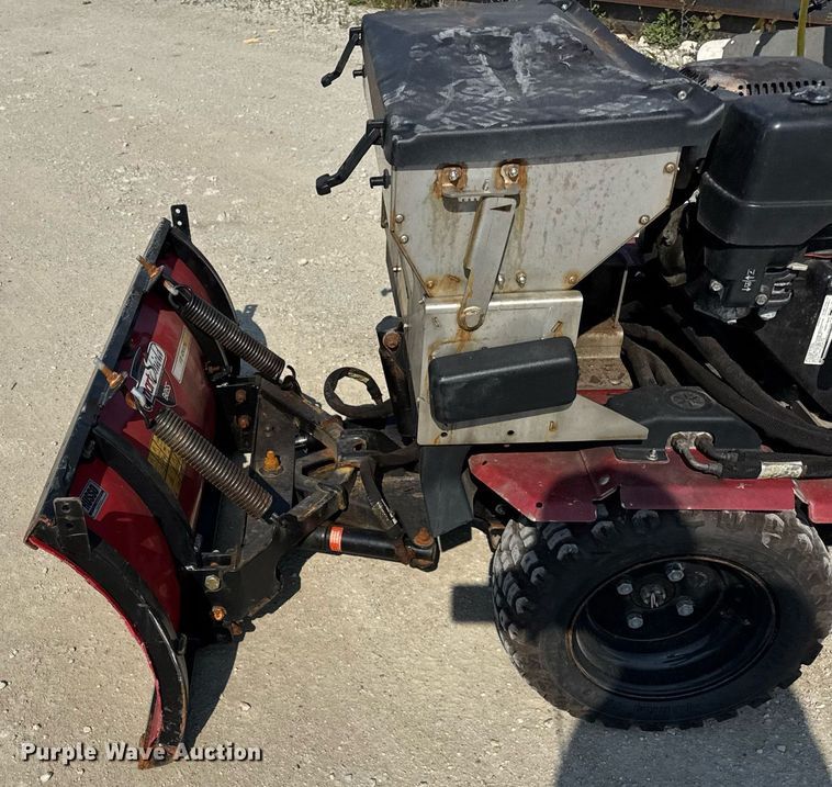 image for item EF2004 2020 Boss SNR24001 snow pusher