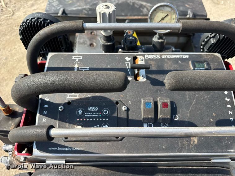 image for item EF2004 2020 Boss SNR24001 snow pusher