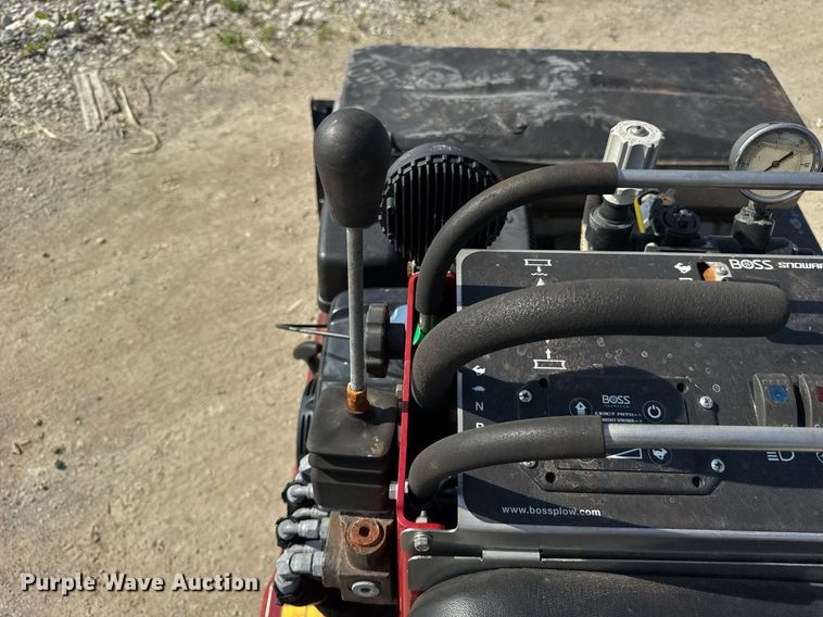 image for item EF2004 2020 Boss SNR24001 snow pusher