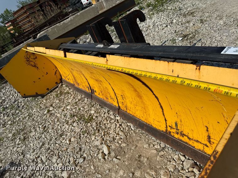 image for item EF2005 Arctic Sectional Sno-Pusher wheel loader snow pusher