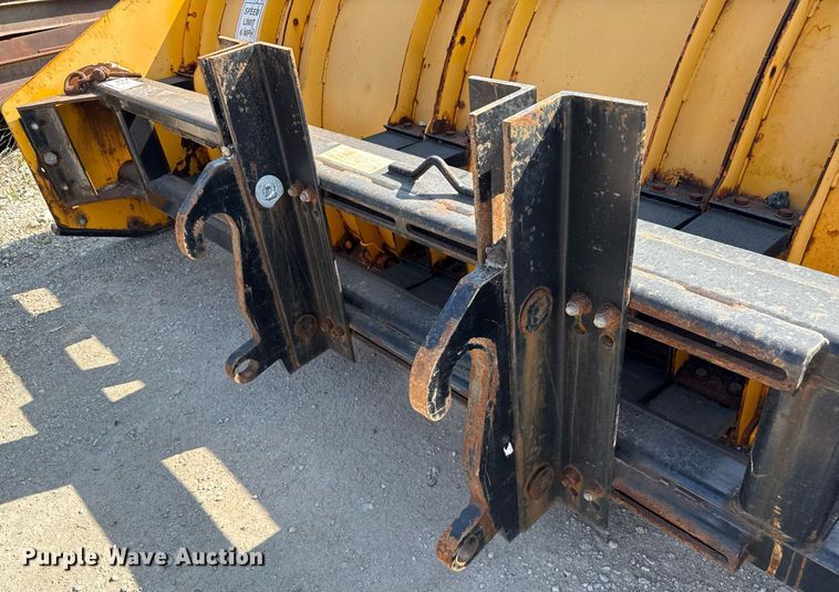 image for item EF2006 Arctic Sectional Sno-Pusher wheel loader snow pusher