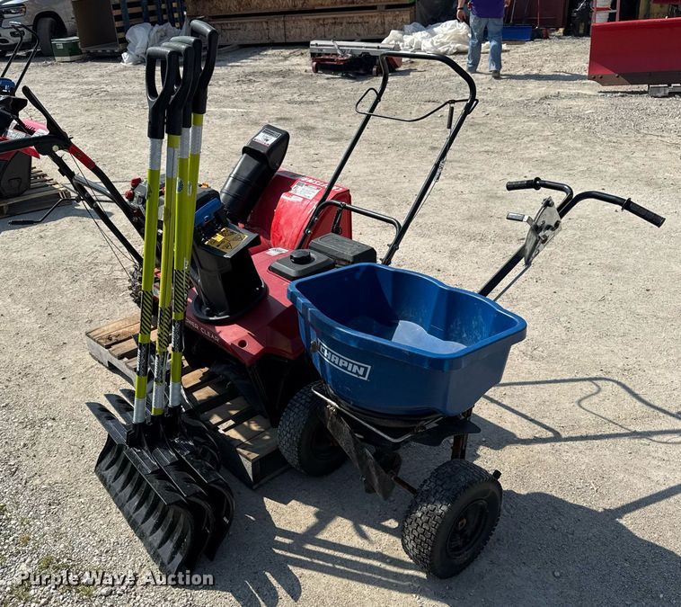 image for item EF2010 Lawn equipment