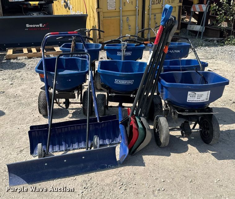 image for item EF2013 (7) chapin spreaders