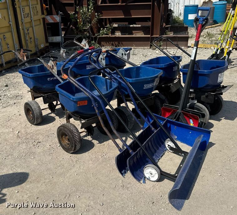 image for item EF2013 (7) chapin spreaders