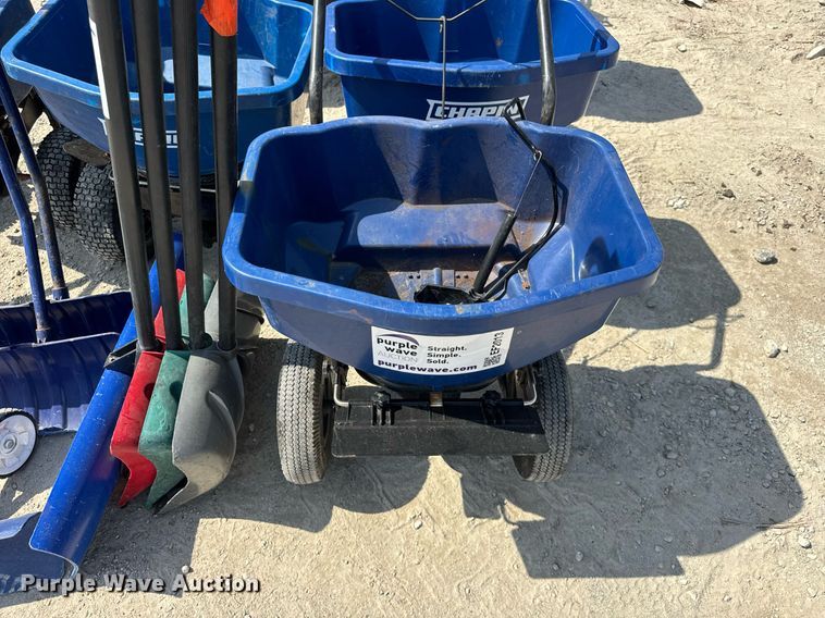 image for item EF2013 (7) chapin spreaders