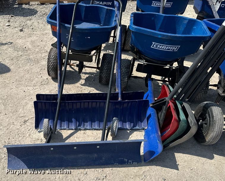 image for item EF2013 (7) chapin spreaders