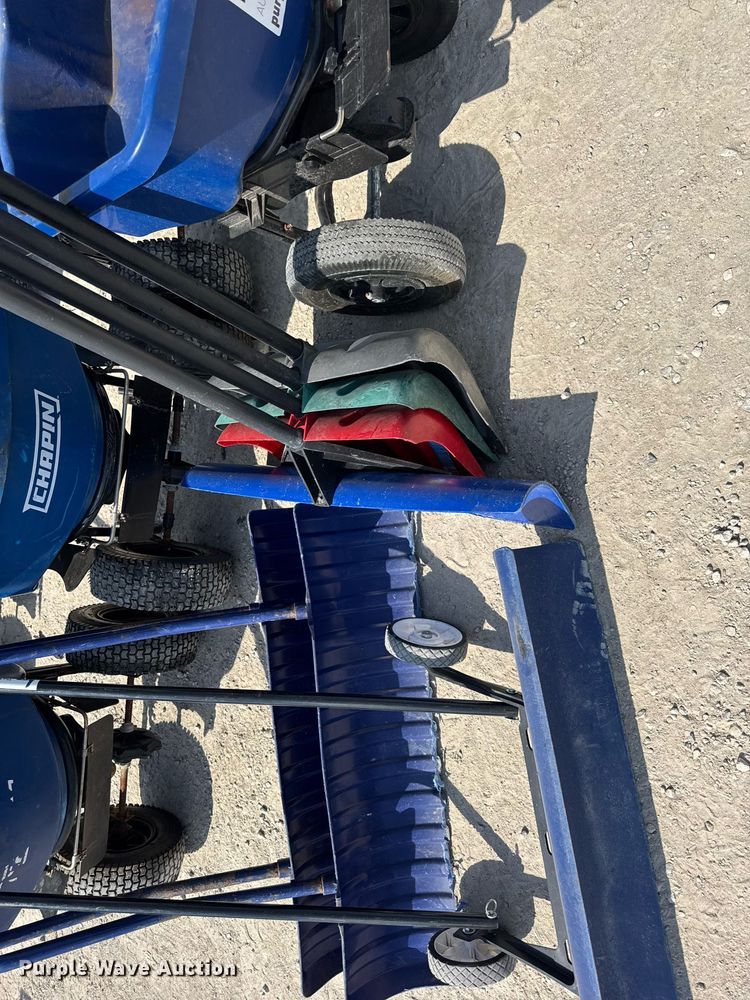 image for item EF2013 (7) chapin spreaders