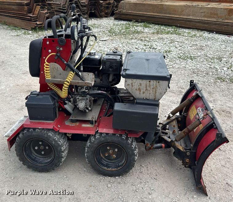 image for item EF2014 2020 Boss SNR24001 snow pusher