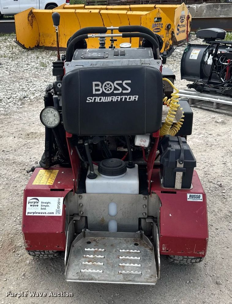 image for item EF2014 2020 Boss SNR24001 snow pusher