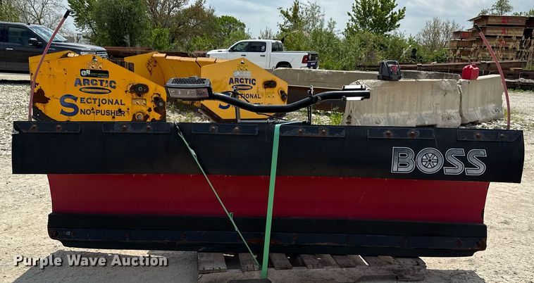 image for item EF2018 Boss STB03167 snow plow